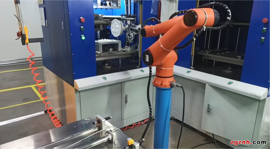 大族協(xié)作機器人在上下料的典型應(yīng)用，多樣表現(xiàn)樣樣都出色