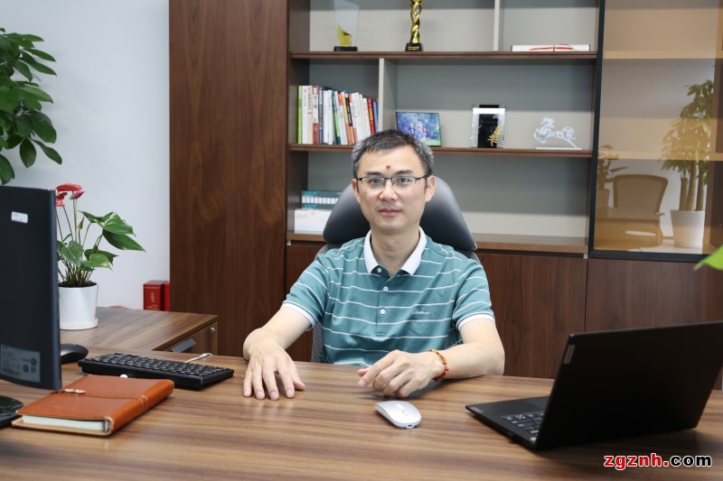 深圳市智能化學(xué)會(huì)智能裝備專委會(huì)副會(huì)長(zhǎng)林曉明先生