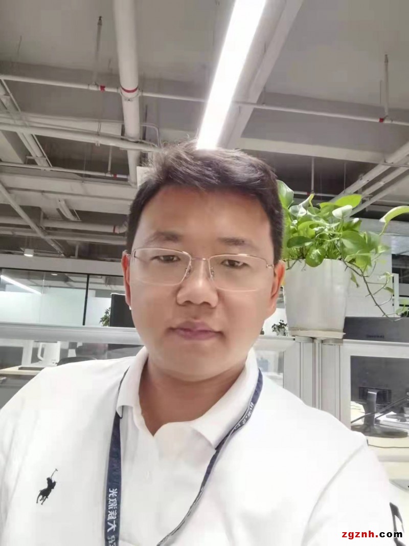 張濤雷： 大族激光精密焊接事業(yè)群-3C焊接及自動化總經(jīng)理助理、深圳市智能化學會智能裝備專委會秘書長