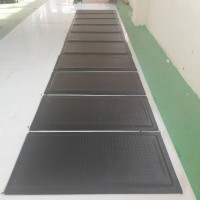 地墊鋪防疲勞腳墊，環(huán)保防靜電桌墊，工位緩解疲勞墊廠