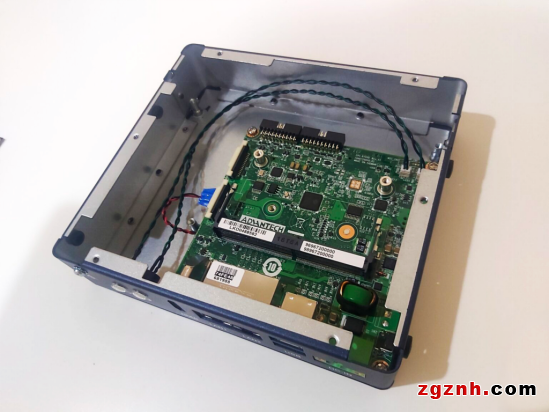 【開箱測評】搭載NVIDIA Jetson系列的工業(yè)級邊緣AI網(wǎng)關(guān)：研華EPC-R7200